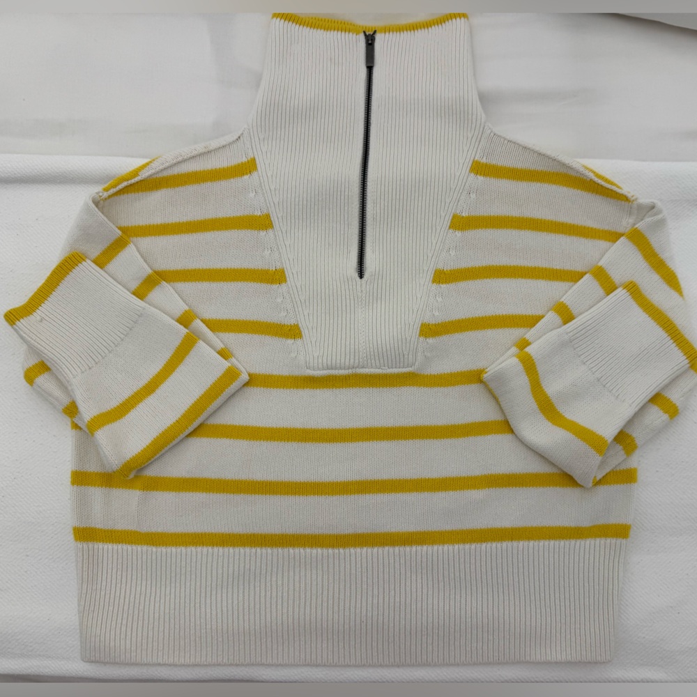 Banana Republic White and Yellow Knit Sweater